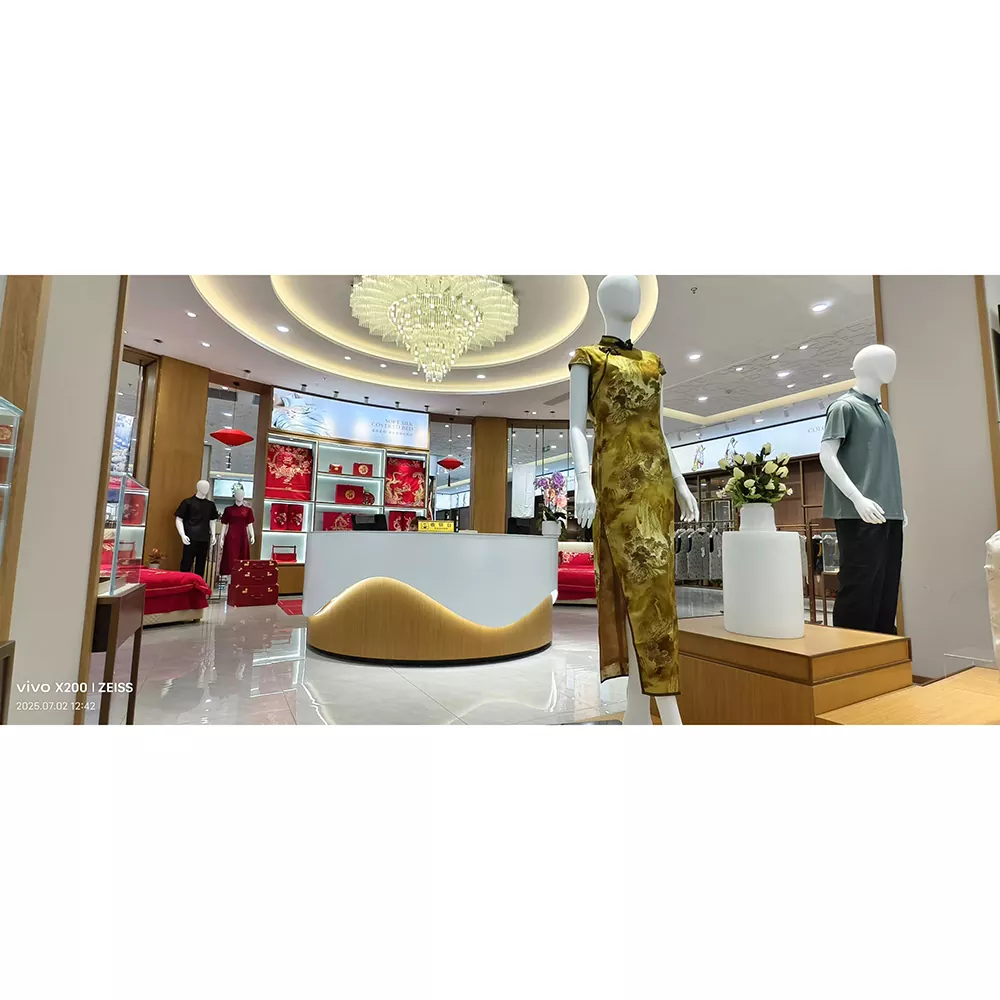 लकड़ी की महिलाओं के वस्त्र प्रदर्शन रैक